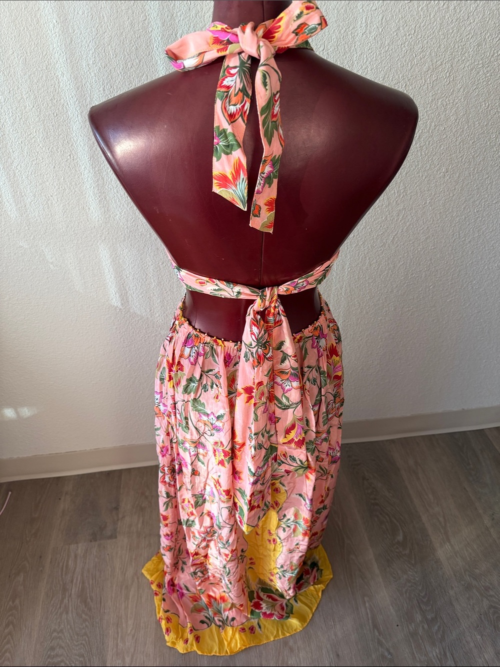 Farm Rio Beauty Scarf Maxi Halter Dress size XS - Picture 9 of 11